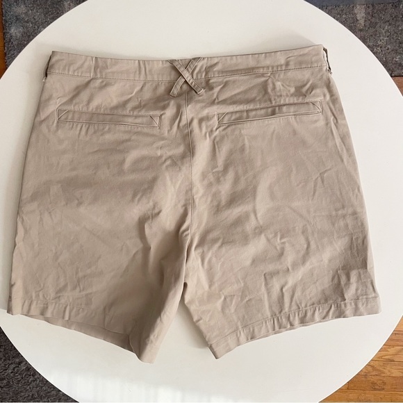 Mack Weldon Men’s Tech Chino Short Sandstorm Khaki Size 34 NWOT - Picture 8 of 8